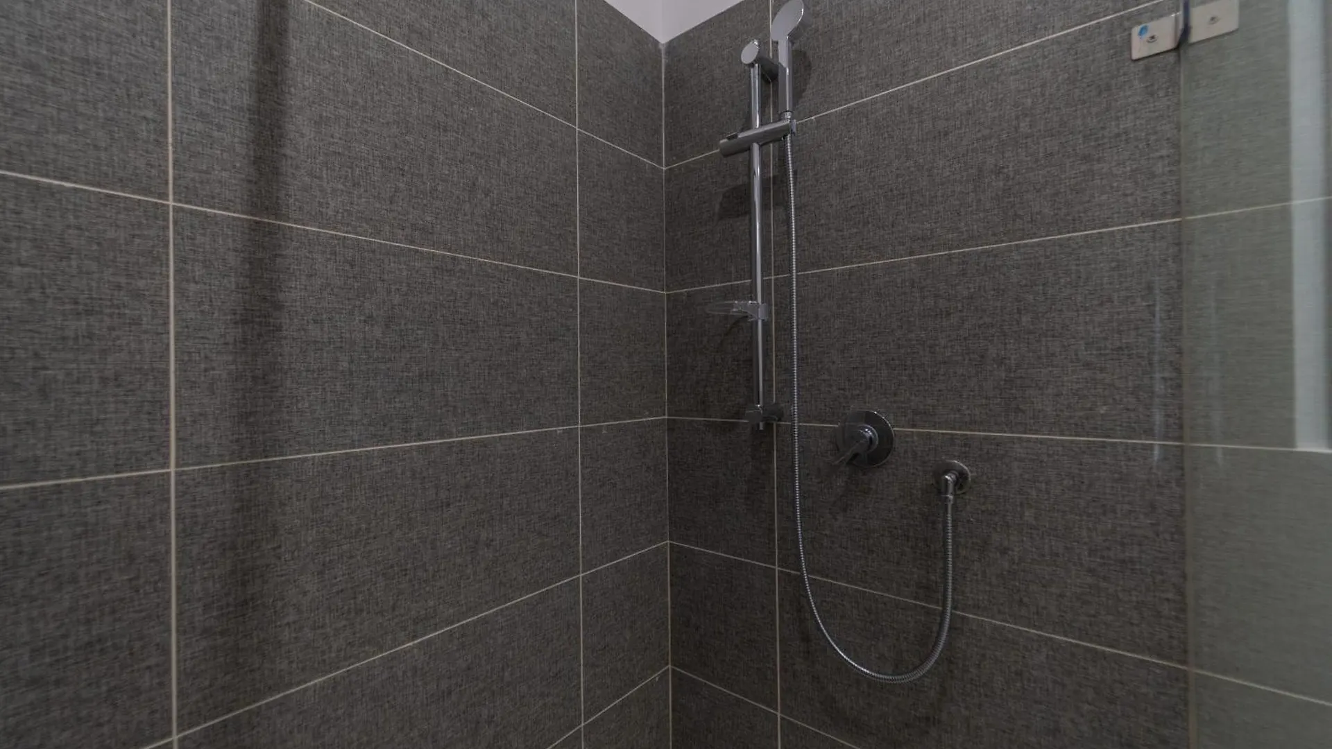 Brorent Room Stay 3 オルビア 0*,  イタリア